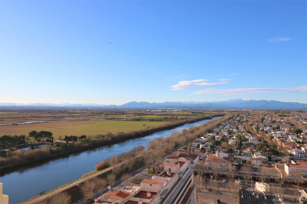 Apartamento Delta Muga, Piso muy cerca de la playa Ampuriabrava Exterior foto